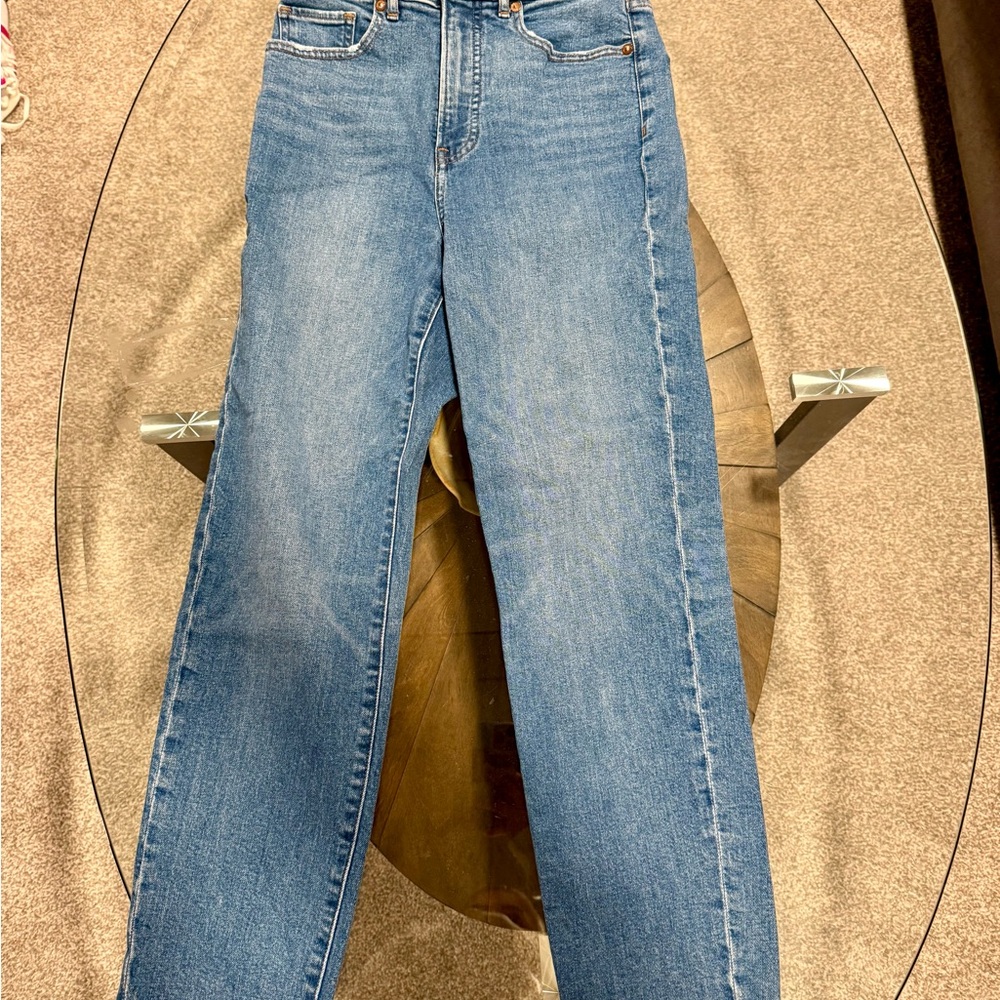 Express Women's Straight Leg Blue Jeans